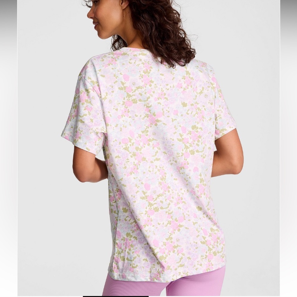 Pink VS Snow Heather Floral Tee Size L
